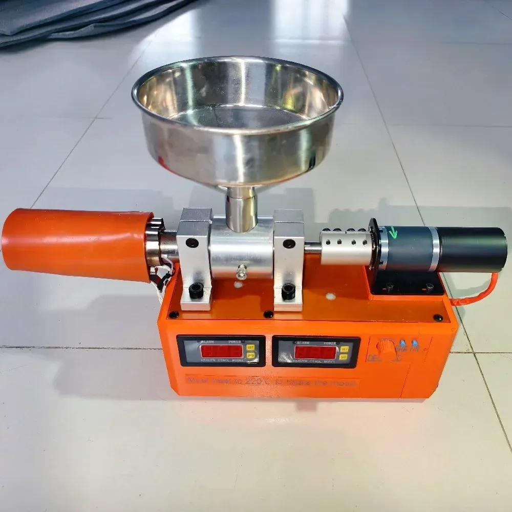 Filament-Extruder-Recyclingmaschine mit zwei Düsen