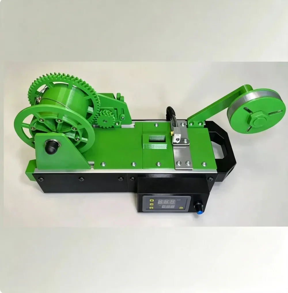 Kleinserien-Extruder für PET-Filament aus Kunststoffabfällen