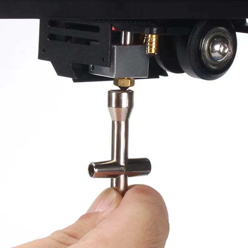 Werkzeugschlüssel 4-in-1 für M2-M4 Muttern